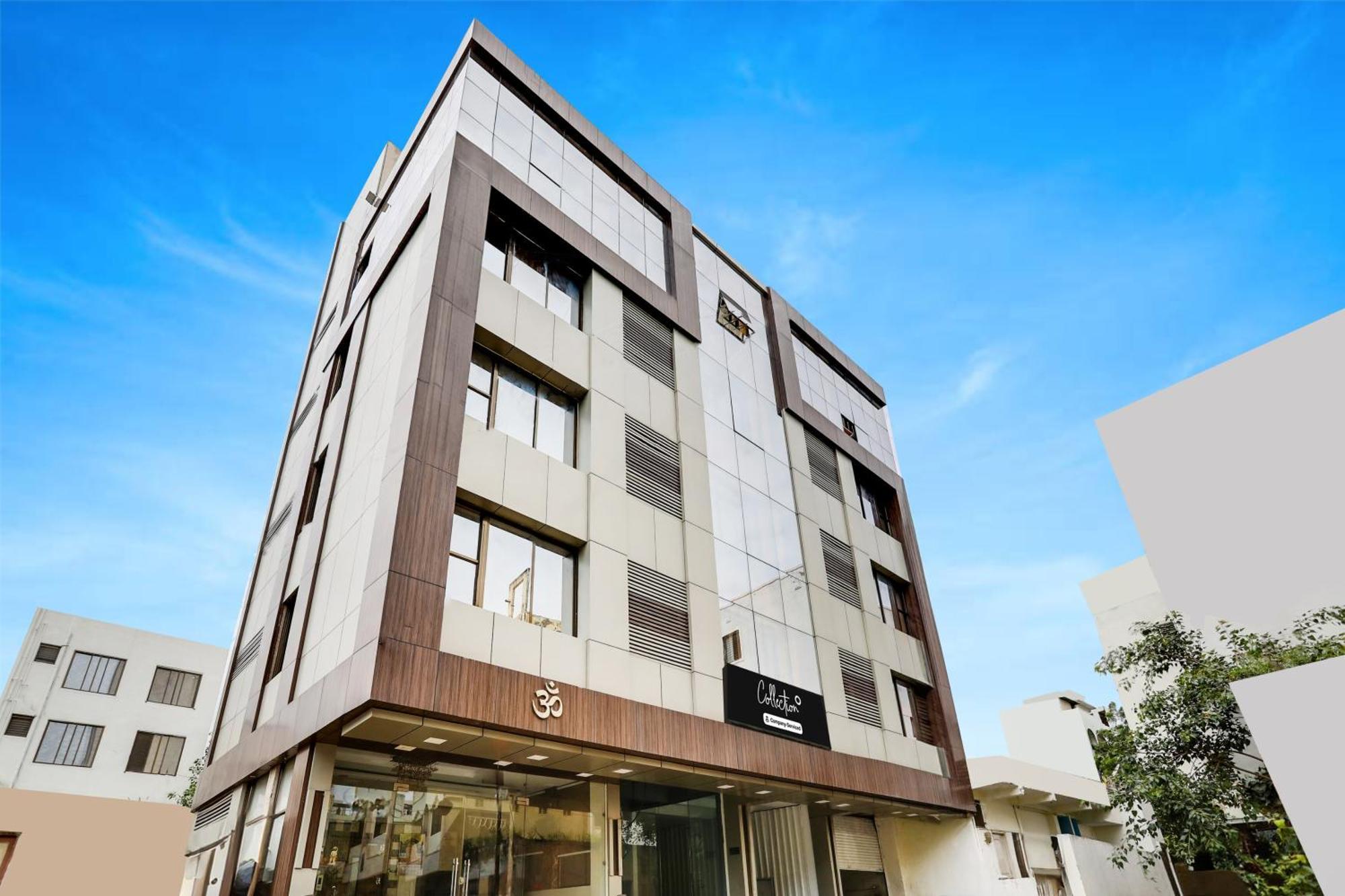 Super Hotel O Palkhi Road Near Sai Baba Temple Formerly Netra Sai Ширди Экстерьер фото